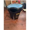 Image 1 : Fellows paper shredder