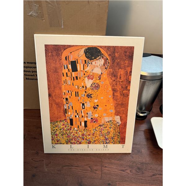 Wall hanging 20"x16" the kids