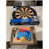 Image 1 : East point Dart board and darts