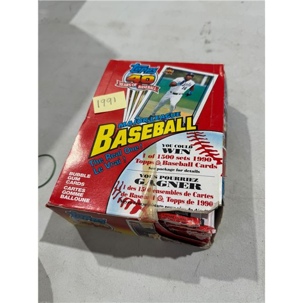 TOPPS 's major league  baseball bubble gum cards unopened