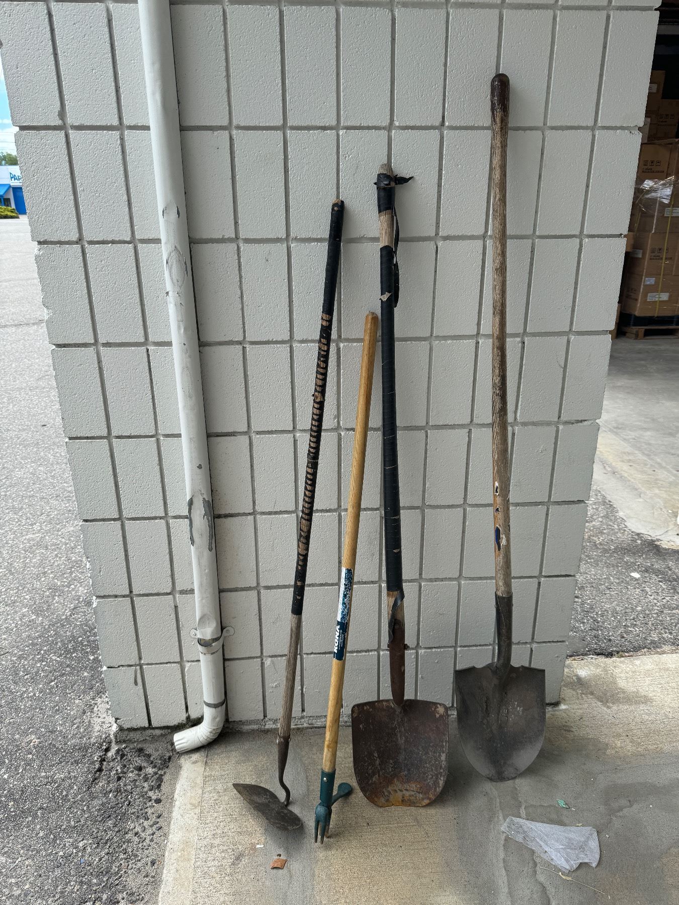 Yard tools