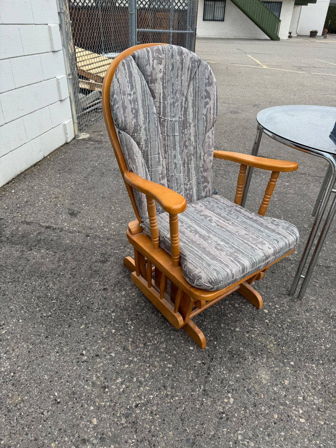 Glider Rocker T Glider rocker