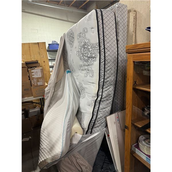 Queen mattress and box spring with foam cover