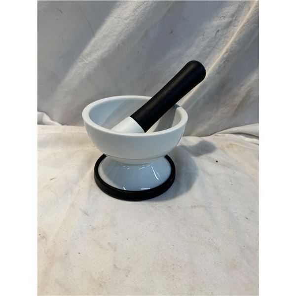 Mortar and pestle