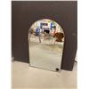 Image 1 : MIROIR DEMI-OVALE 24” x 36”