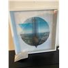 Image 1 : CADRE  21” x 21”