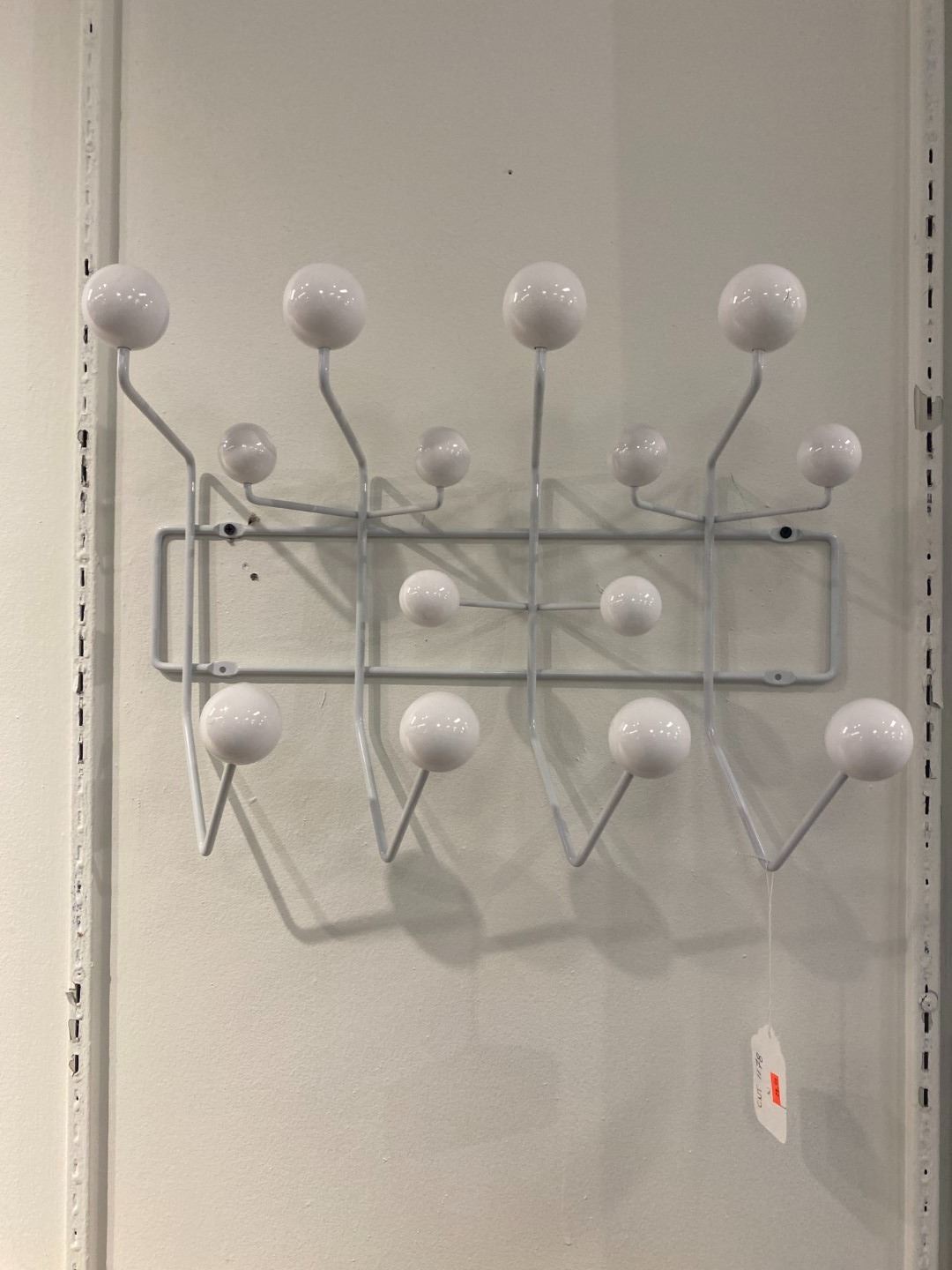 Porte-Manteaux Blanc en Métal 7 Patères - ZORAN Porte-Manteaux Blanc en Métal 7 Patères - ZORAN