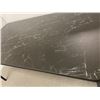 Image 2 : TABLE EN MARBRE SIMILI NOIRE 35” x 71”