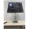 Image 1 : LAMPE DE TABLE 22” H