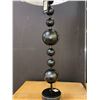 Image 2 : LAMPE DE TABLE 38” H