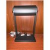 Image 2 : LAMPE DE TABLE 17” H