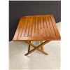 Image 2 : TABLE PLIANTE 24” x 24”