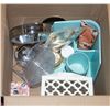 Image 1 : BOX OF BATHROOM TOILETRIES AND CONTAINERS