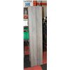Image 1 : 2 FLOATING SHELVES