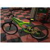 Image 1 : NEXT 18 SPEED MOUNTAIN BIKE LIME GREEN