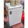 Image 1 : VINTAGE USED DANBY MINI FREEZER