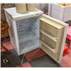 Image 2 : VINTAGE USED DANBY MINI FREEZER