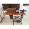 Image 1 : 1880 Treadle Sewing Machine