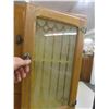 Image 6 : Kitchen Step Hoosier With Frosted Glass 22" x 41.5" x 68" 