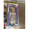 Image 2 : 4 Porcelain Dolls up to 12" Tall 