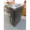 Image 1 : Wardrobe Trunk 15" x 22" x 41" - locked! Can't open
