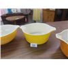 Image 3 : 4 Pyrex Casserole Dishes
