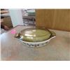 Image 4 : 3 Pyrex Casserole Dishes with Lids & Other Casserole Dish