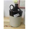 Image 2 : 2 Stoneware Jugs ; 1 Gal + 1/2 Gal 