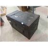Image 2 : Vintage Trunk 20" d x 36" w x 22" t 