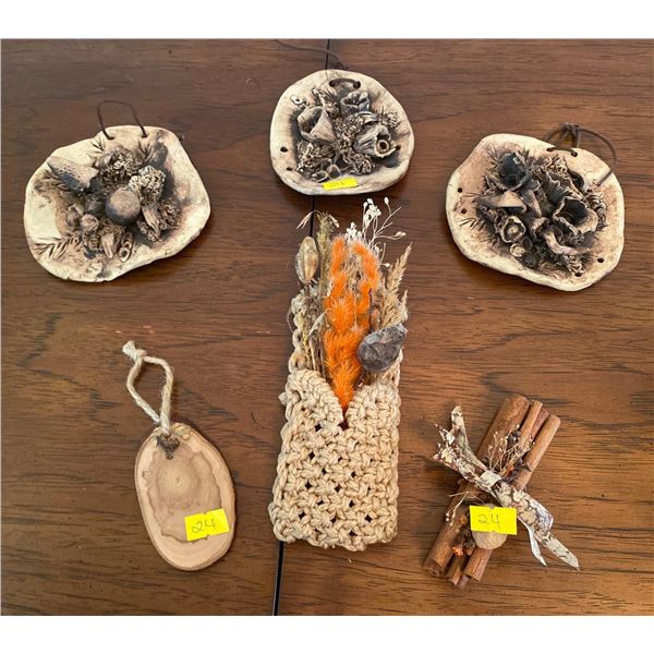 Vintage Ceramic Floral Wall Hangings Set