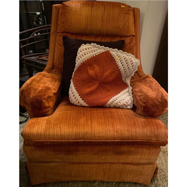 Vintage Rocking Chair 33 x 33 x 43 Skylar Upholstery