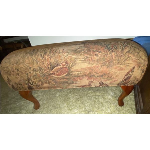 Decorative Foot Stool Bench 30 x 16 x 19