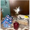 Image 4 : Bird House Bird Book Antler Art Bird Statues & More
