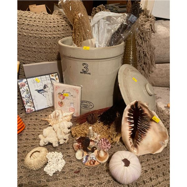 Large Vintage Ceramic Canister w/ Lid Assorted Dried Flowers Picture Frame Cardstock Sea Shells