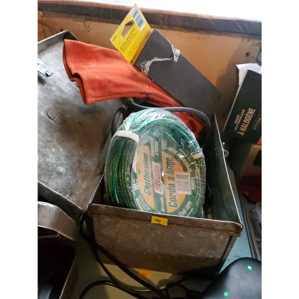 Vintage Toolbox Clothesline