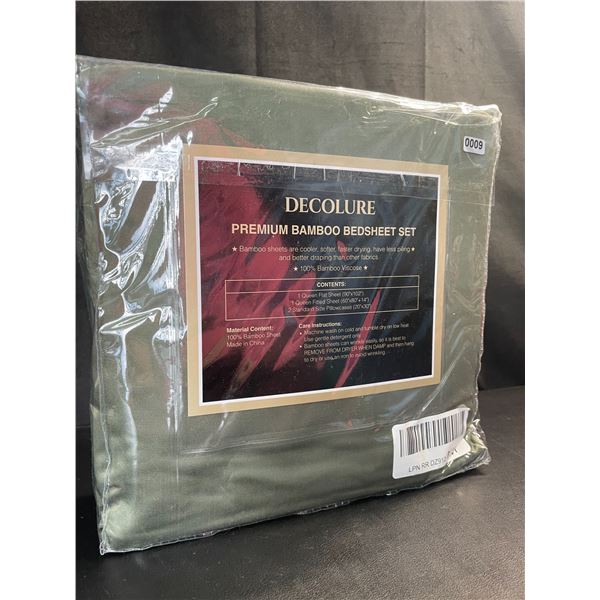 Lot of 1 Decolure 100% Genuine Premium Bamboo 4PC Bed Sheet Set - Queen Size - Dark Green