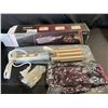Image 1 : Lot of 1 Triple-Barrel Hair Curler/Hair Waver Styling Tool - Brand New