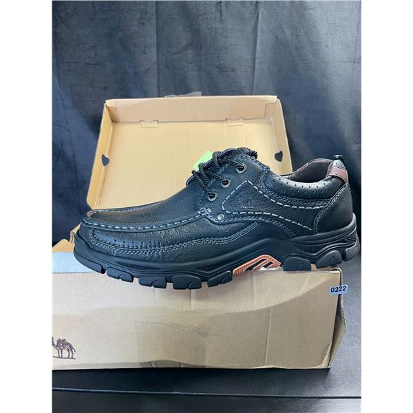 Lot of 1 Pair of Camel Crown Mens Hiking/Outdoor Slip On Shoes - Size 11 Mens - Brand New in Box