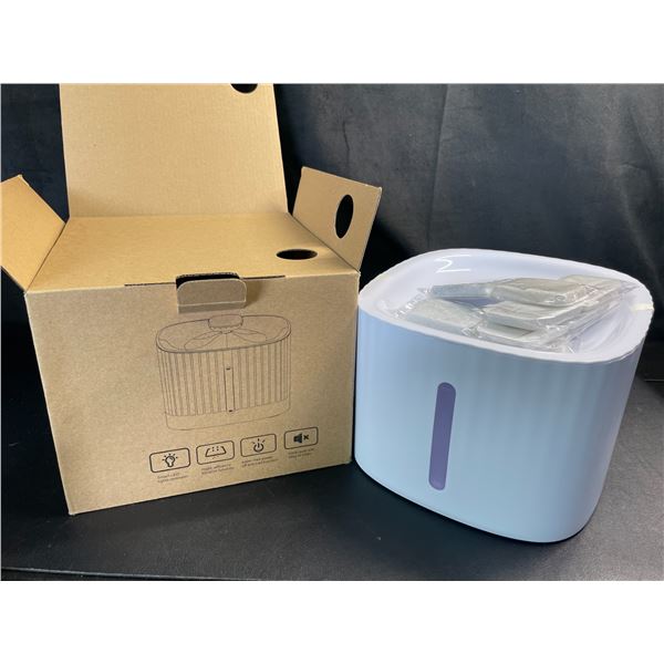 Lot of 1 Automatic Pet Watering Fountain For Cats or Dogs - Brand New