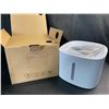Image 1 : Lot of 1 Automatic Pet Watering Fountain For Cats or Dogs - Brand New