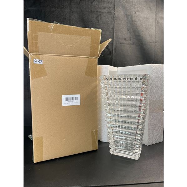 Lot of 1 Heavy-Duty Glass Vase - 9-inch - Brand New