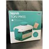 Image 1 : Lot of 1 Noya Tofu Press