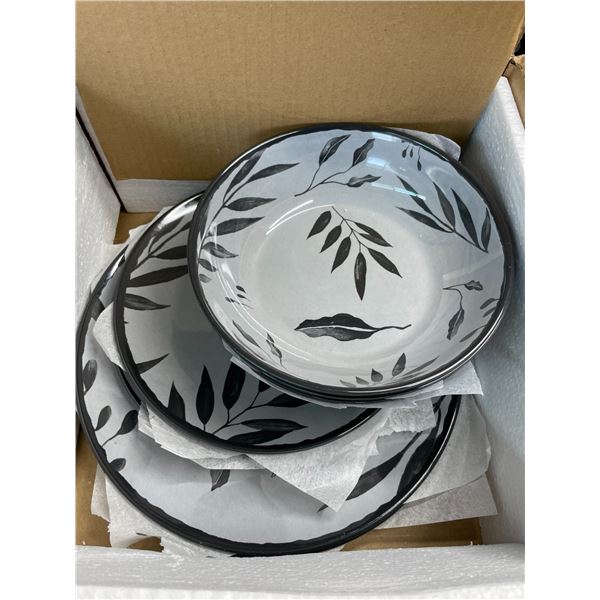 Lot of 1 Melamine 12-Piece Dinnerware Set - Grey Leaves Design - Brand New!