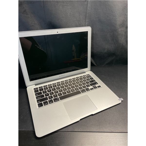 Lot of 1 MacBook Air (Model: A1466) - Used