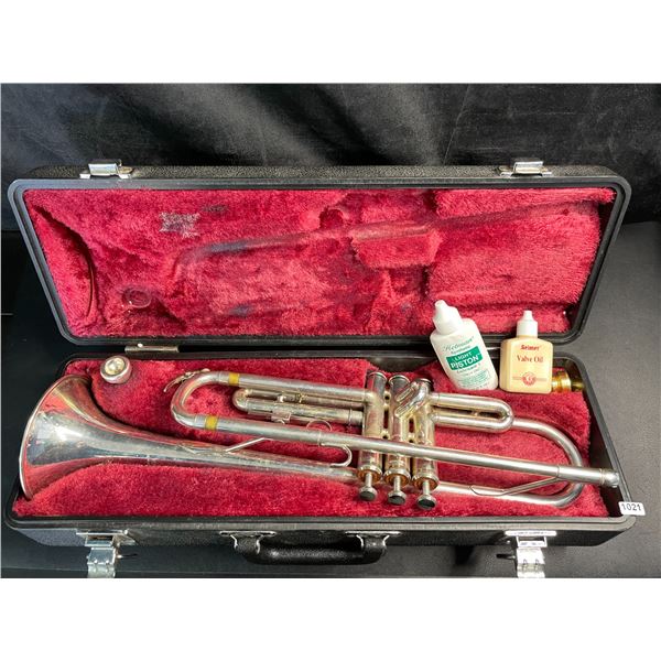 Lot of 1 Yamaha Trumpet with Case - Used