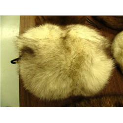 Fur muff (28)