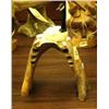 Image 1 : Ivory swan on jaw bone 7" tall (2)