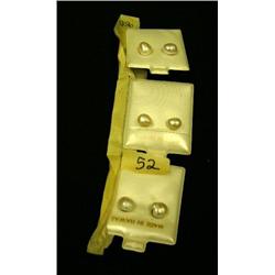 Lot of 3 natural pearl earrings (2)