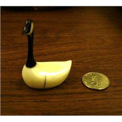 2" Ivory and baleen Canadian goose Aningayou (2)