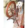 Image 3 : Beautiful old spinning wheel, brought over Oregon trail in mid 1800's - Nicest antique spinning whee